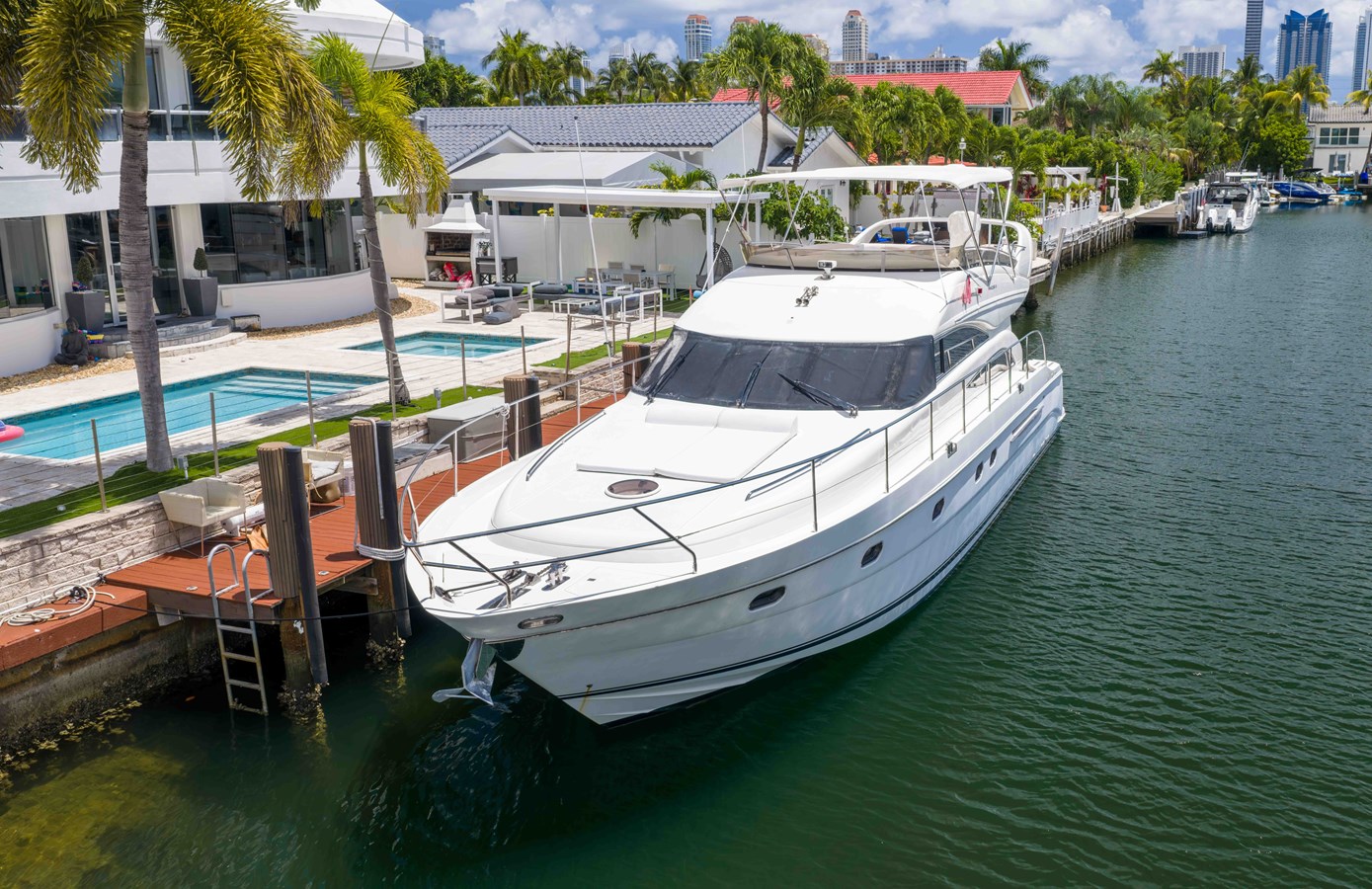 2002 PRINCESS YACHTS 61 "DRAKKAR" - photo 2