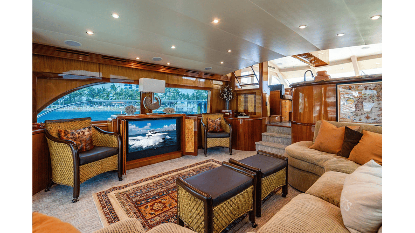 2006 HATTERAS 64 Motor Yacht "LADY BELLA" - photo 2