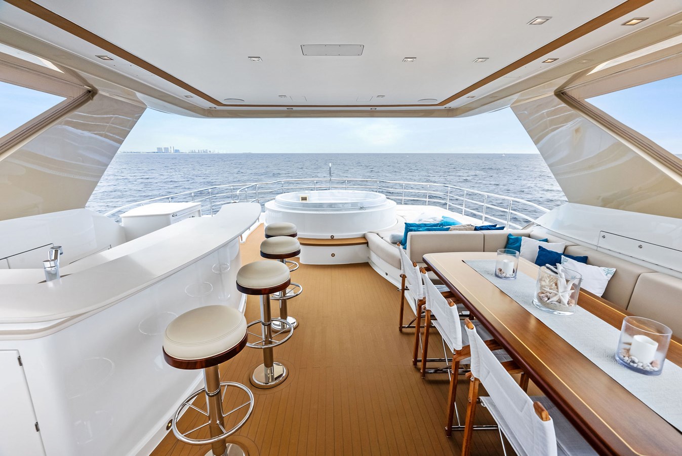 2017 BURGER BOAT COMPANY Explorer Motor Yacht "NORTHLAND" - photo 3