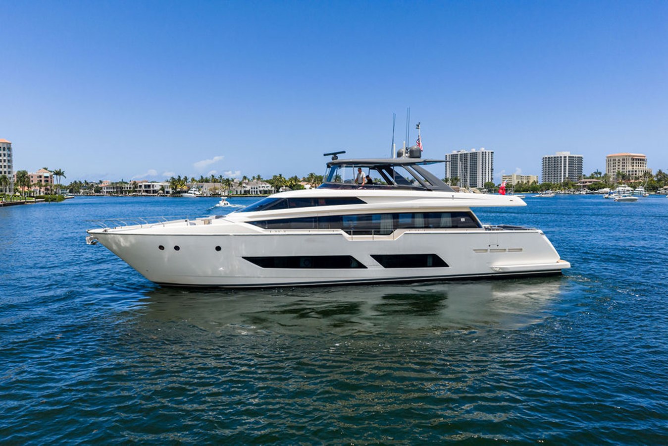 2018 FERRETTI YACHTS 850 Motoryacht "ALTER EGO" - photo 3