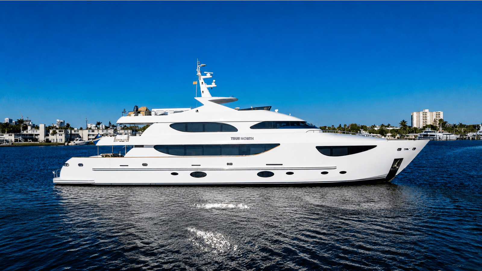 2011 HARGRAVE Trideck "TRUE NORTH" - photo 2