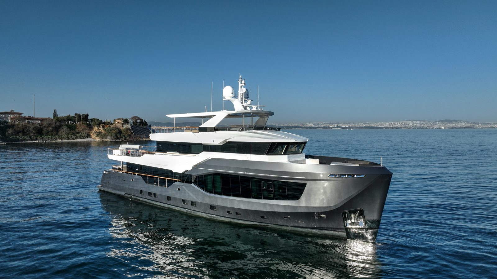 2024 NUMARINE 37XP "ONE ZERO" - photo 1