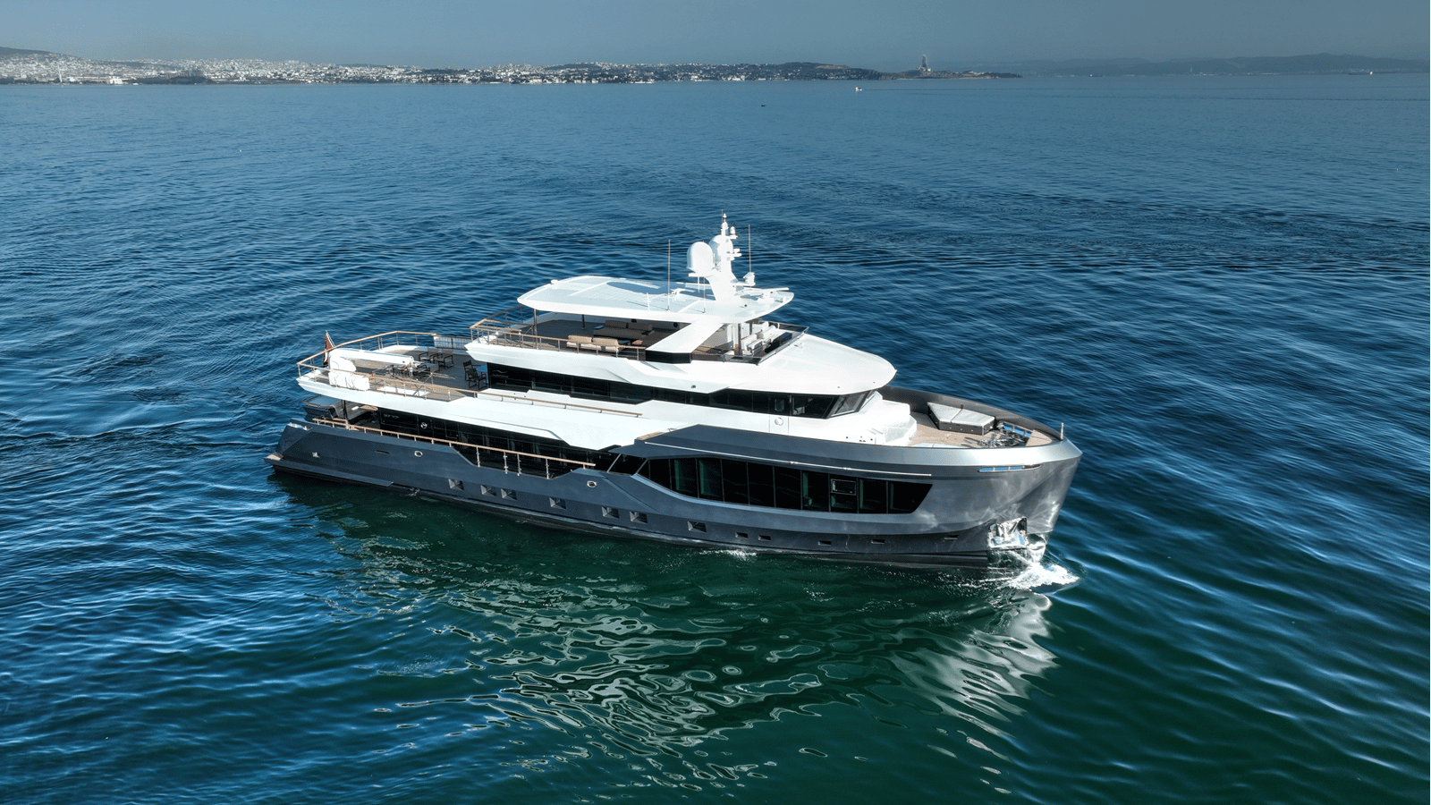 2024 NUMARINE 37XP "ONE ZERO" - photo 2