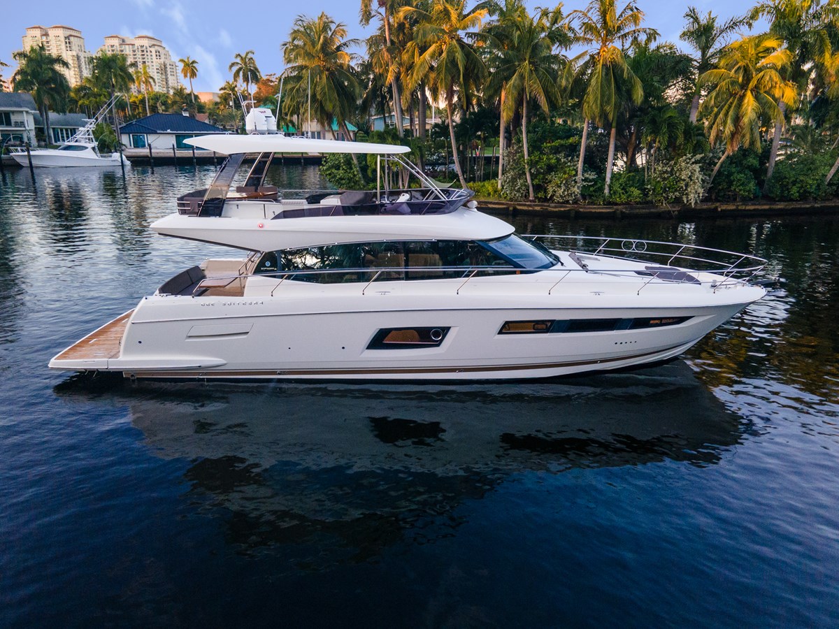 2018 PRESTIGE 560 Flybridge "RELENTLESS" - photo 1