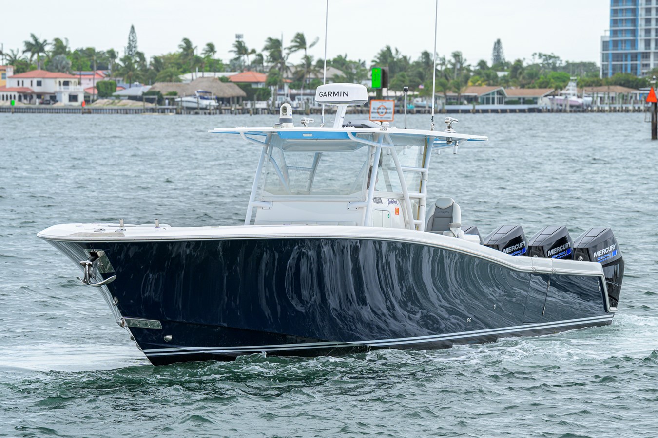 2019 INVINCIBLE 42 Open "AMBITIOUS" - photo 3