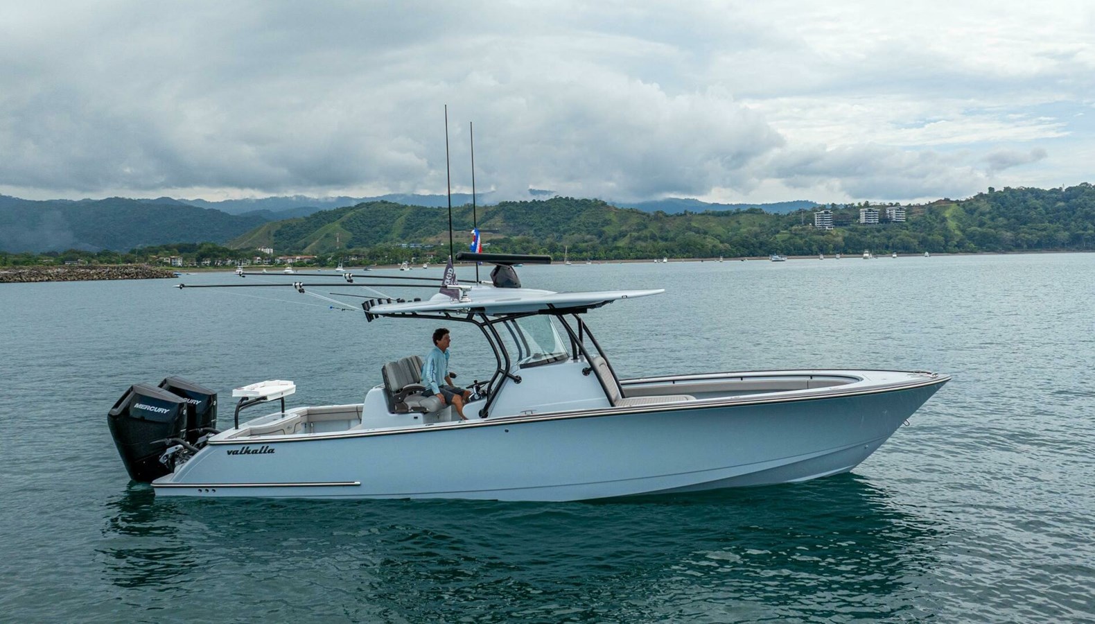 2024 VALHALLA BOATWORKS V-33 "V-33 VALHALLA" - photo 1