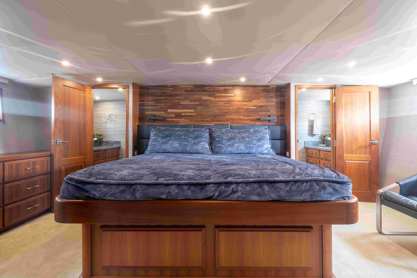 1972 DITMAR DONALDSON Motoryacht "SAPPHIRE SEA II" - photo 3
