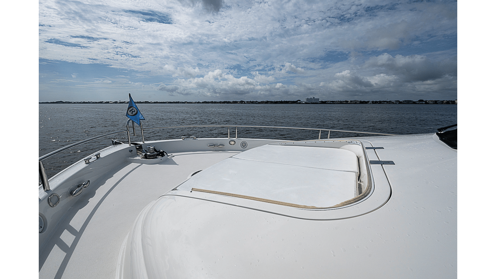 2004 80 Flybridge Motor Yacht "HELIOS" - photo 3