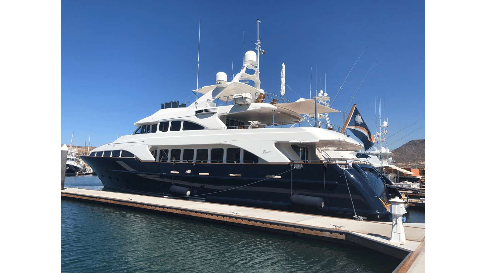 2004 BENETTI YACHTS Cockpit "ALBATROSS" - photo 1