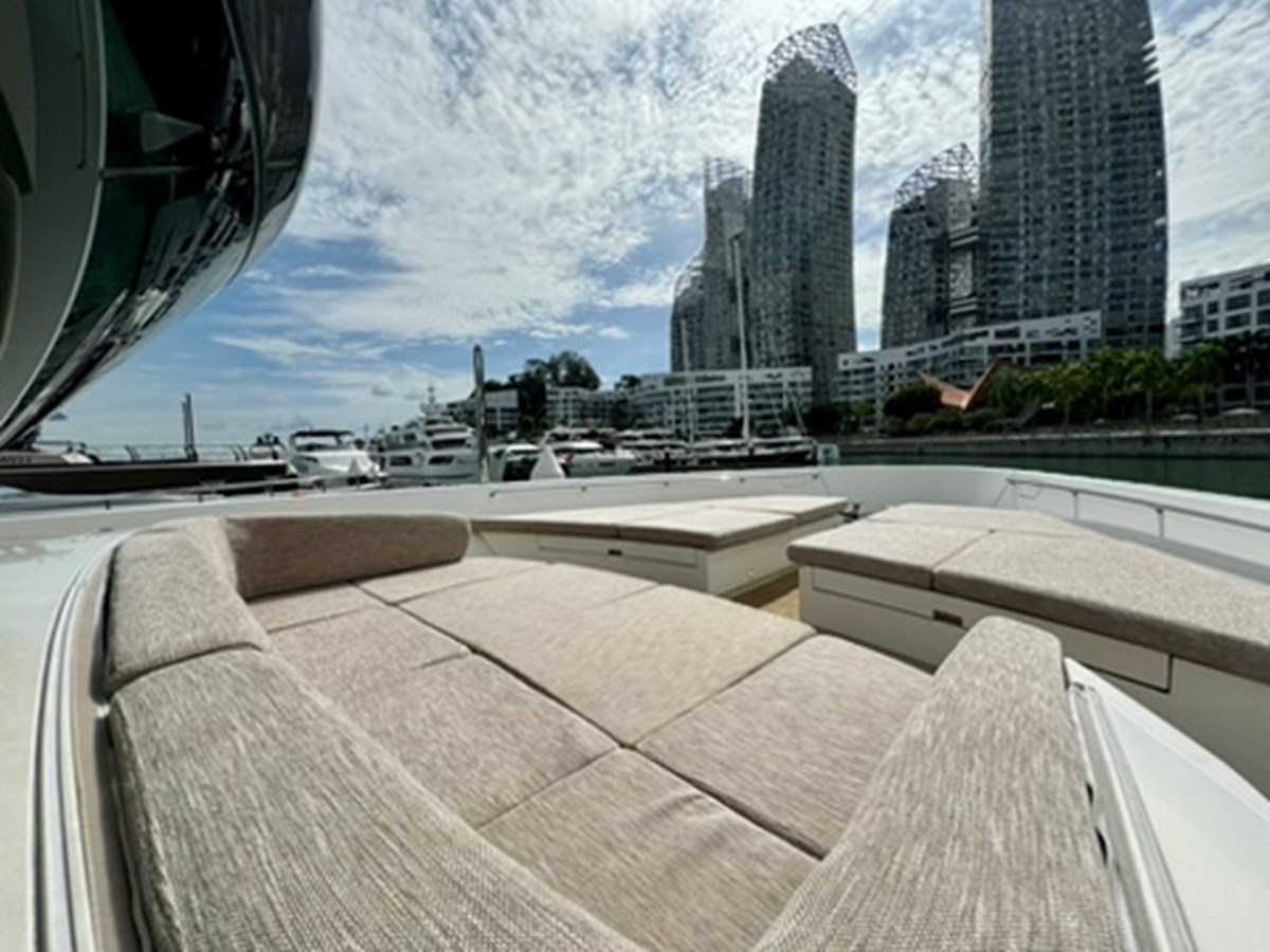2019 SANLORENZO YACHTS SX88 "VICKY" - photo 2