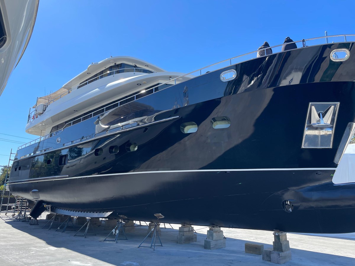 2014 FIFTH OCEAN SHIPYARD 24m Long Range Explorer "DESTINY" - photo 3