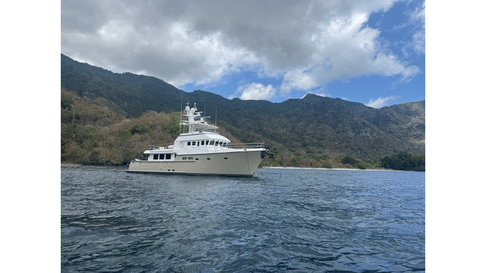 2007 NORDHAVN 76 "SPIRIT OF ULYSSES" - photo 2