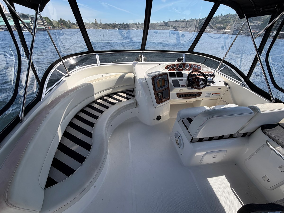 2007 MERIDIAN 411 Sedan "MATHEW" - photo 2