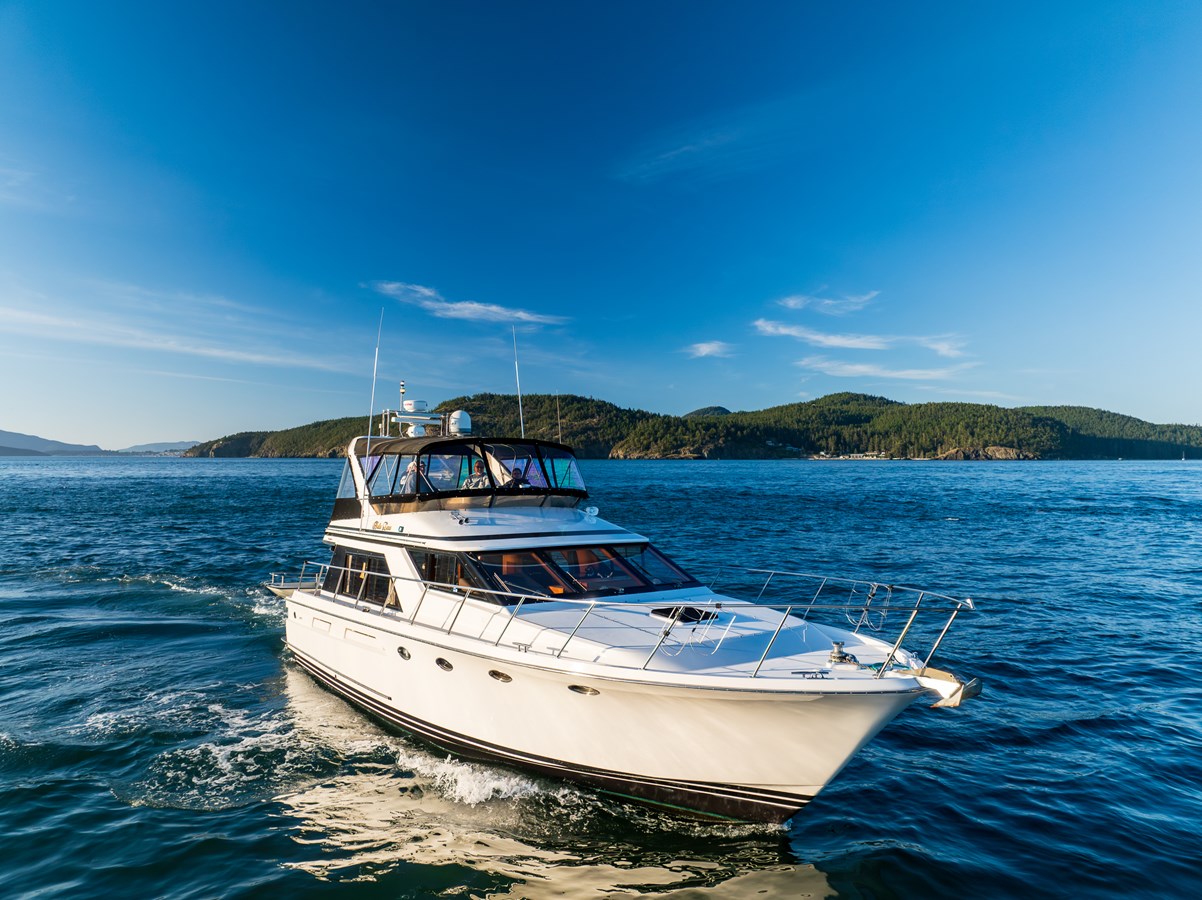 1990 OCEAN ALEXANDER 48 Sedan "BELLA LUNA" - photo 3