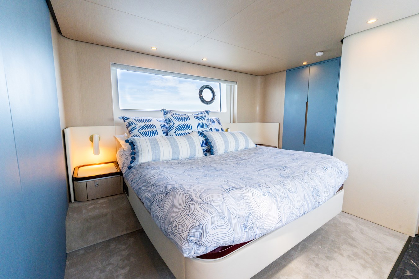 2023 AZIMUT YACHTS 68 Fly "GONE PHISHING" - photo 2