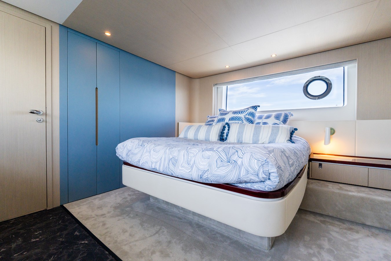 2023 AZIMUT YACHTS 68 Fly "GONE PHISHING" - photo 3