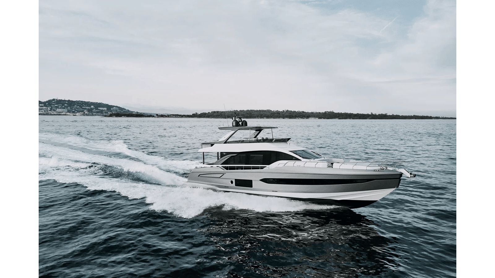 2025 AZIMUT YACHTS "PLANE TO SEA" - photo 1