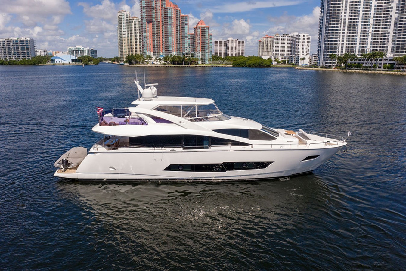 2019 SUNSEEKER 86 YACHT "SEA ZAR" - photo 2