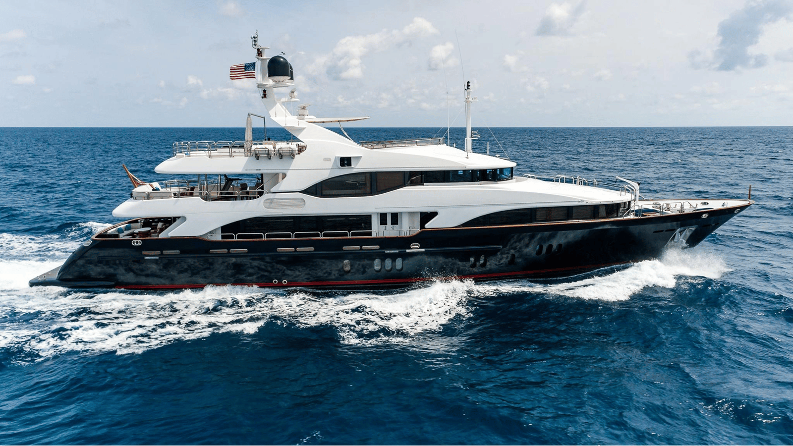 2005 BENETTI YACHTS Vision 145 "SEASCAPE V" - photo 1