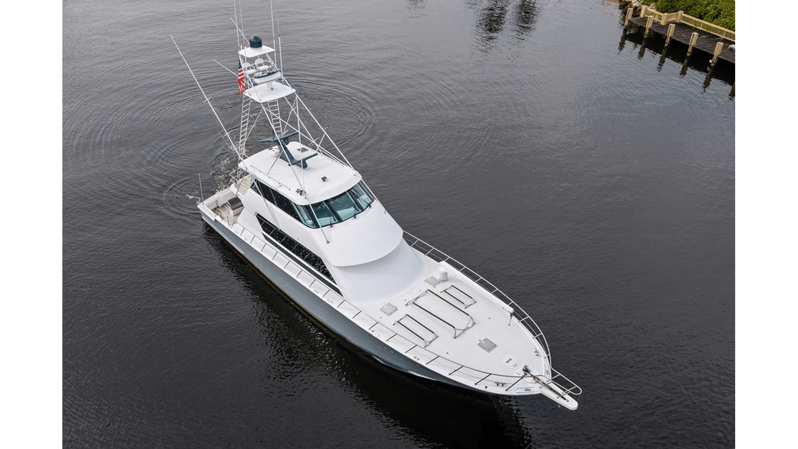 1998 HATTERAS 82 Convertible "BELLISSIMA" - photo 3