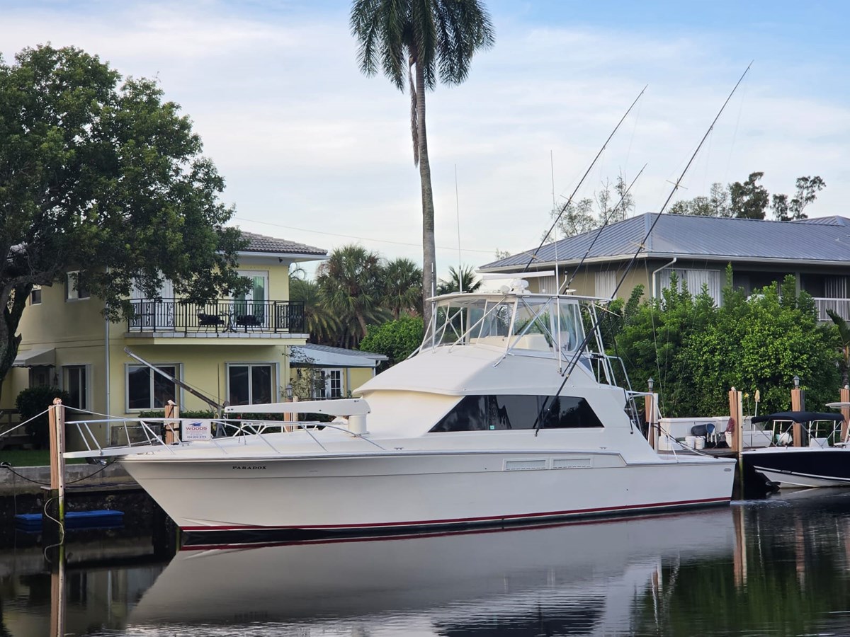 1984 BERTRAM 54 Convertible "PARADOX" - photo 1