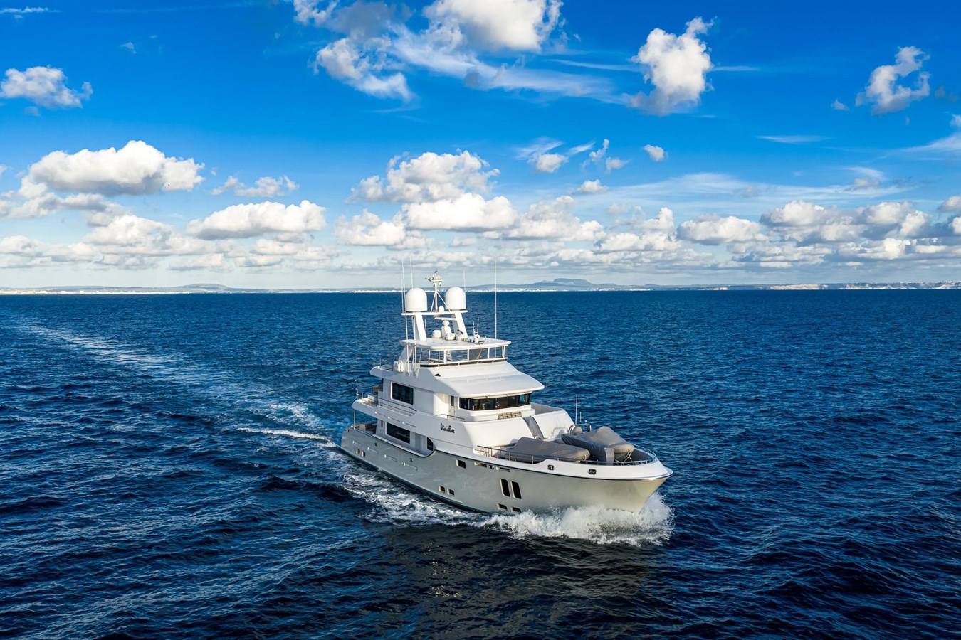 2017 NORDHAVN 96 "M/Y VIVIERAE II" - photo 2