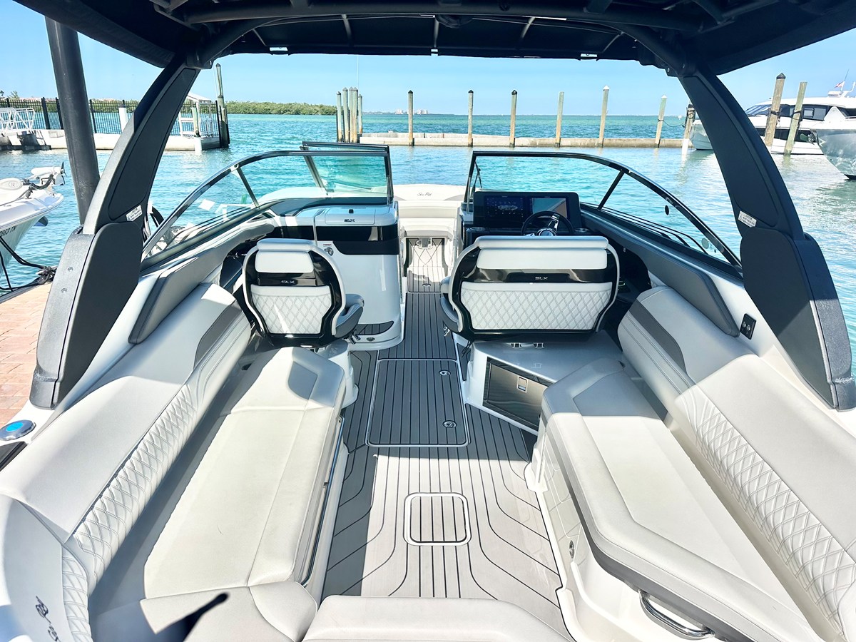 2025 SEA RAY SLX 280 OUTBOARD "SEA RAY SLX 280 OUTBOARD" - photo 2
