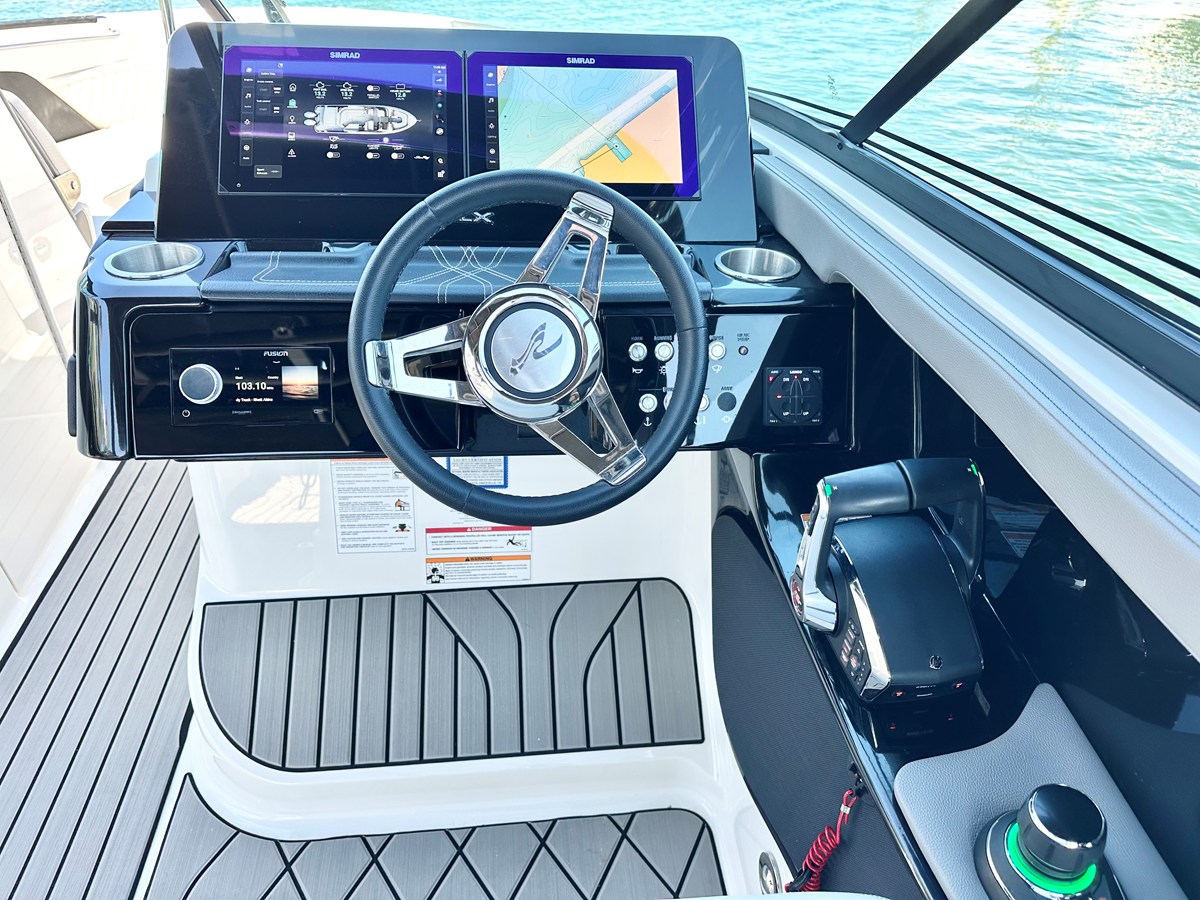 2025 SEA RAY SLX 280 OUTBOARD "SEA RAY SLX 280 OUTBOARD" - photo 3