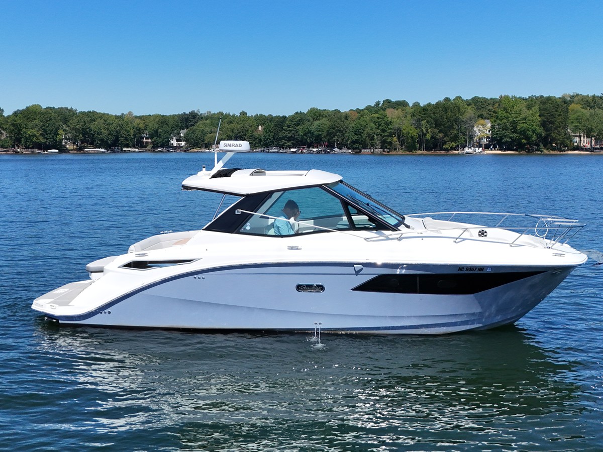 2026 SEA RAY Sundancer 320 "SEA RAY SUNDANCER 320" - photo 2