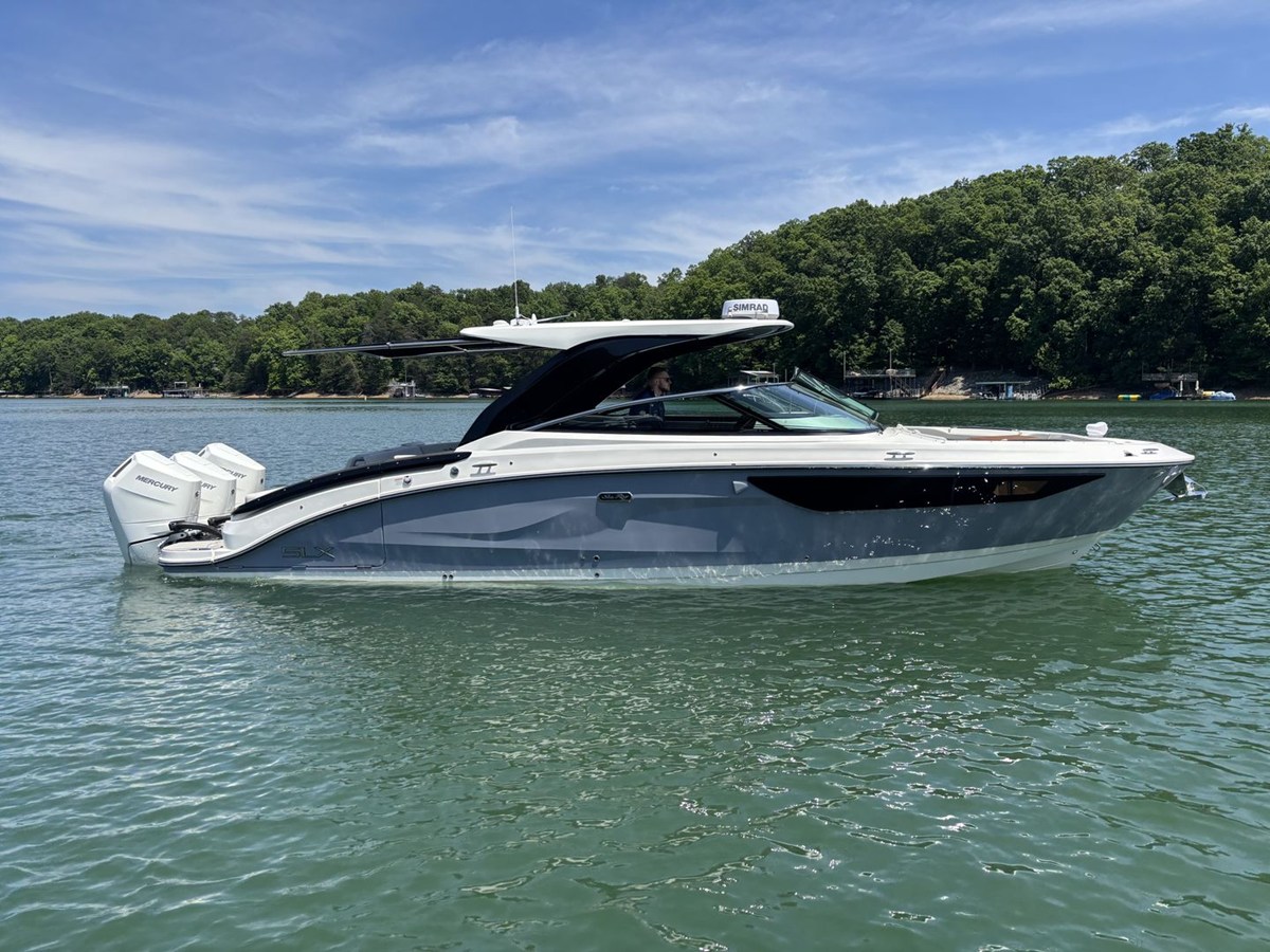 2026 SEA RAY SLX 360 OUTBOARD "SEA RAY SLX 360 OUTBOARD" - photo 1