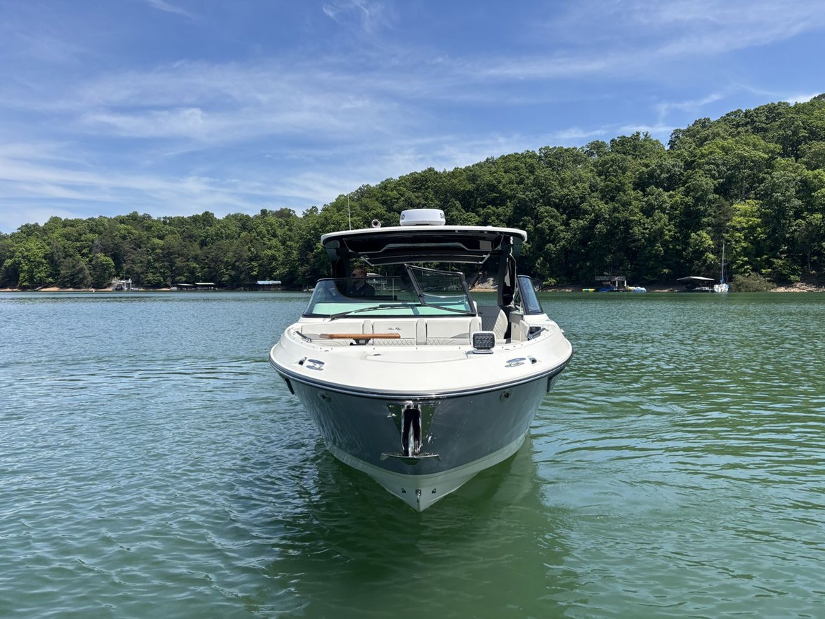 2026 SEA RAY SLX 360 OUTBOARD "SEA RAY SLX 360 OUTBOARD" - photo 3