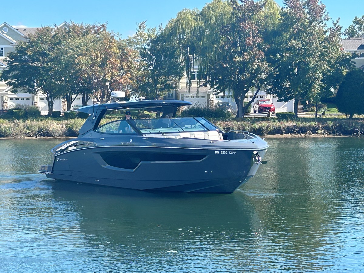 2024 CRUISERS YACHTS 38 GLS-OB SB "Cruisers Yachts 38 GLS-OB SB" - photo 1