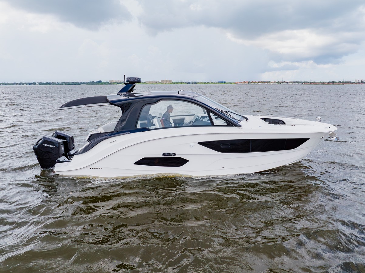 2026 SEA RAY Sundancer 370 Outboard "SEA RAY SUNDANCER 370 OUTBOARD" - photo 1