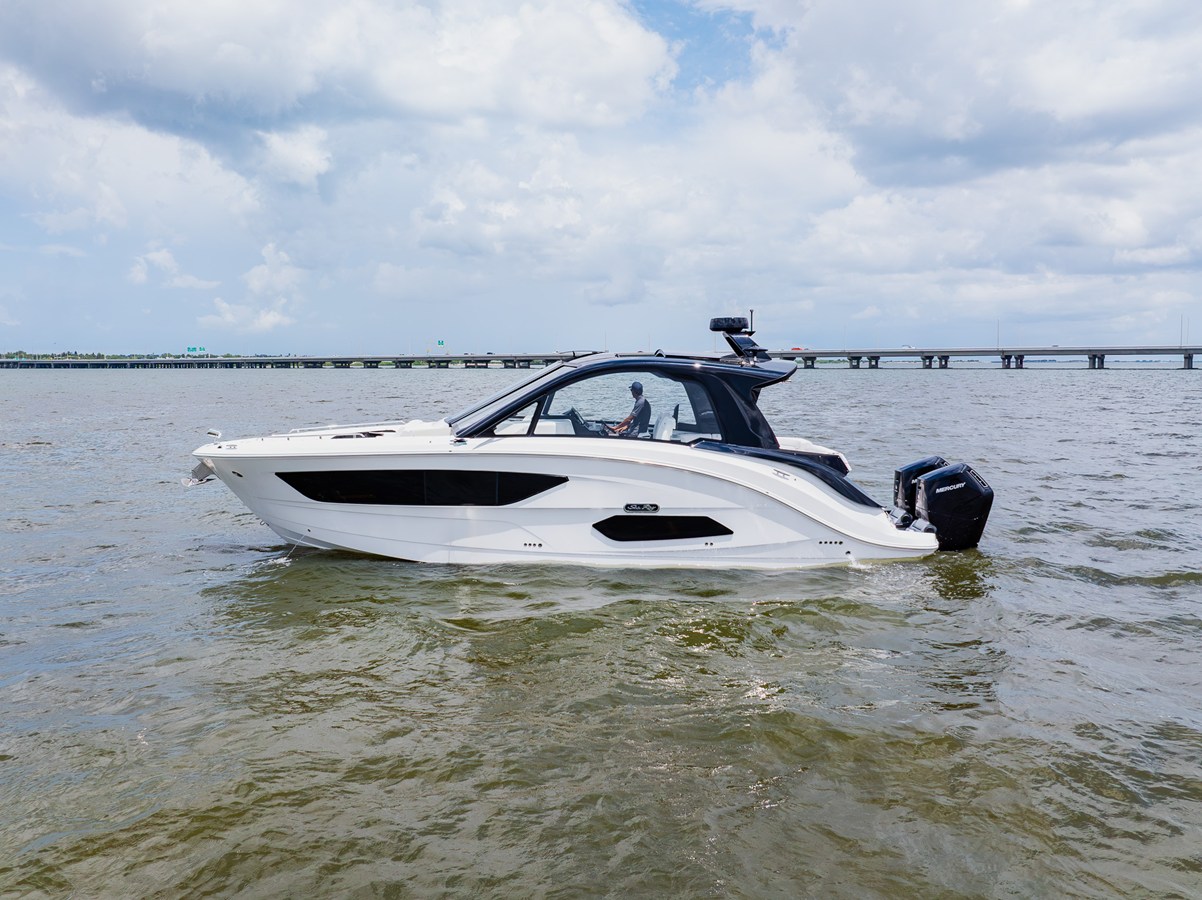 2026 SEA RAY Sundancer 370 Outboard "SEA RAY SUNDANCER 370 OUTBOARD" - photo 2