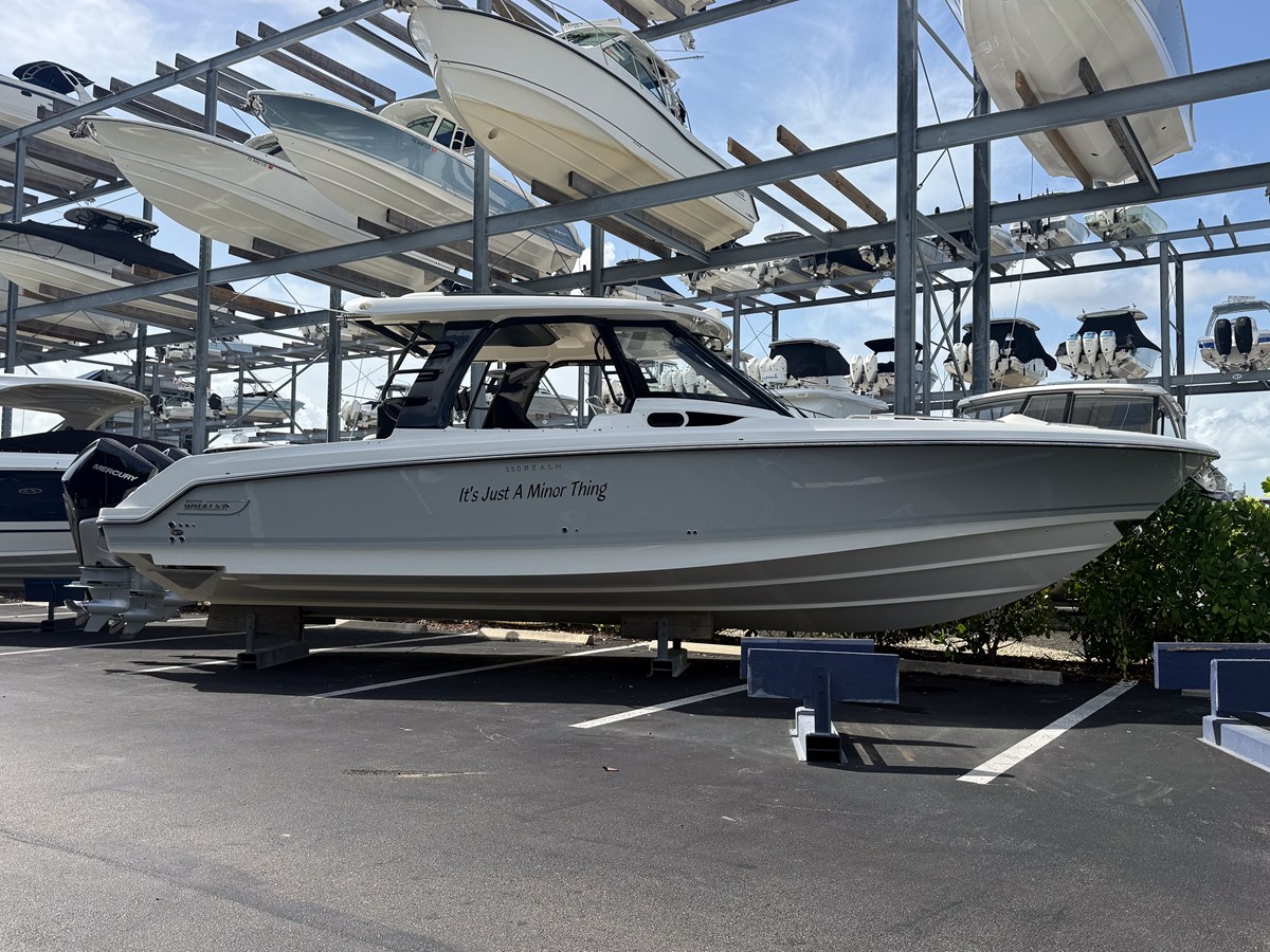 2023 BOSTON WHALER 350 REALM "BOSTON WHALER 350 REALM" - photo 1