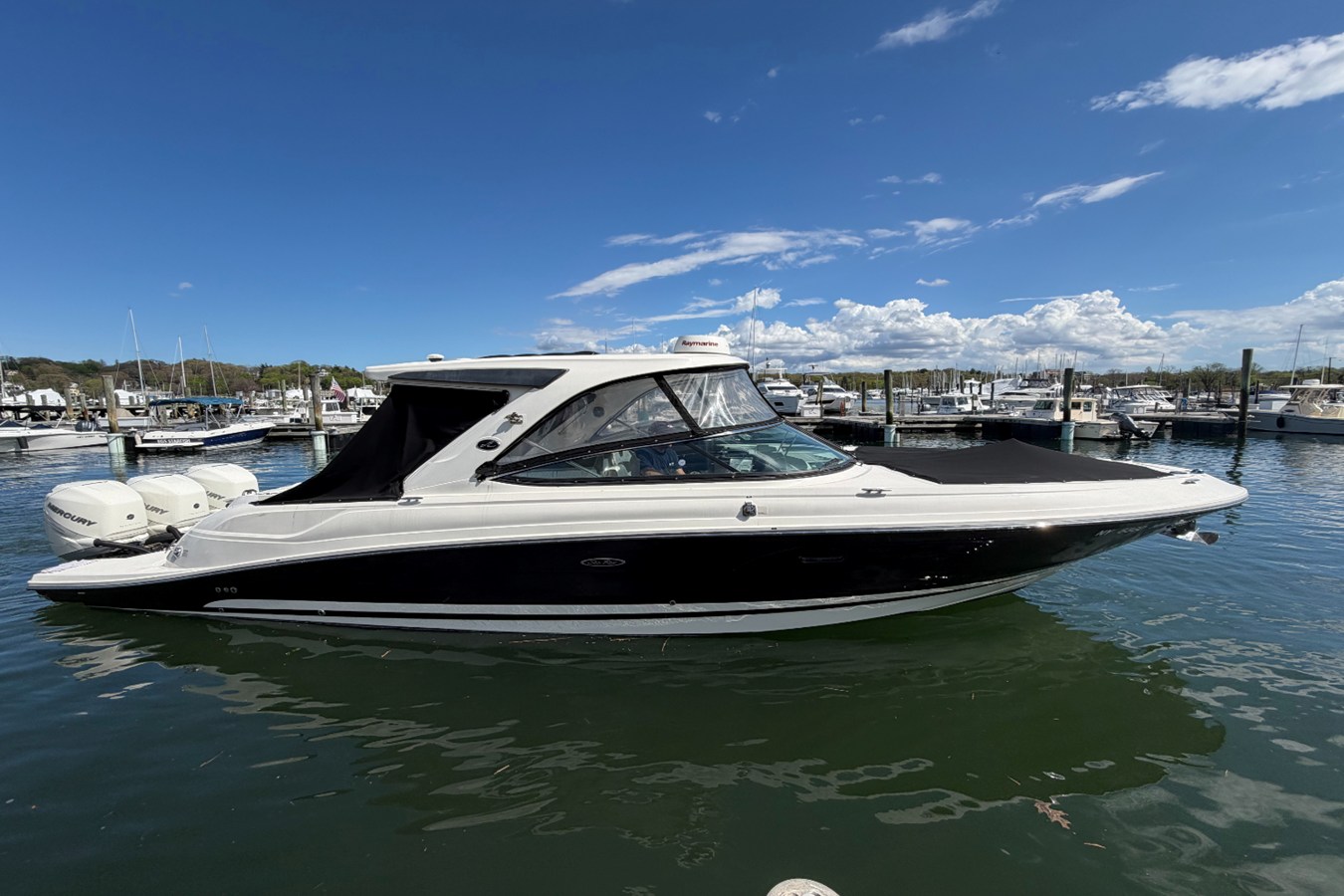 2017 SEA RAY SLX 350 OB "SEA RAY SLX 350 OB" - photo 2