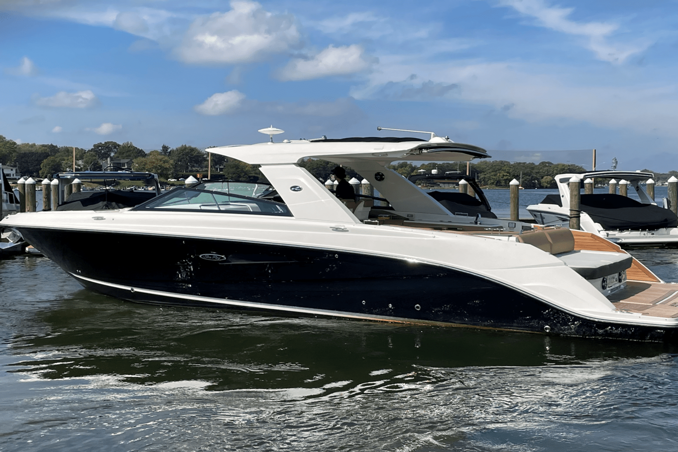 2019 SEA RAY 400 SLX "SEA RAY 400 SLX" - photo 2
