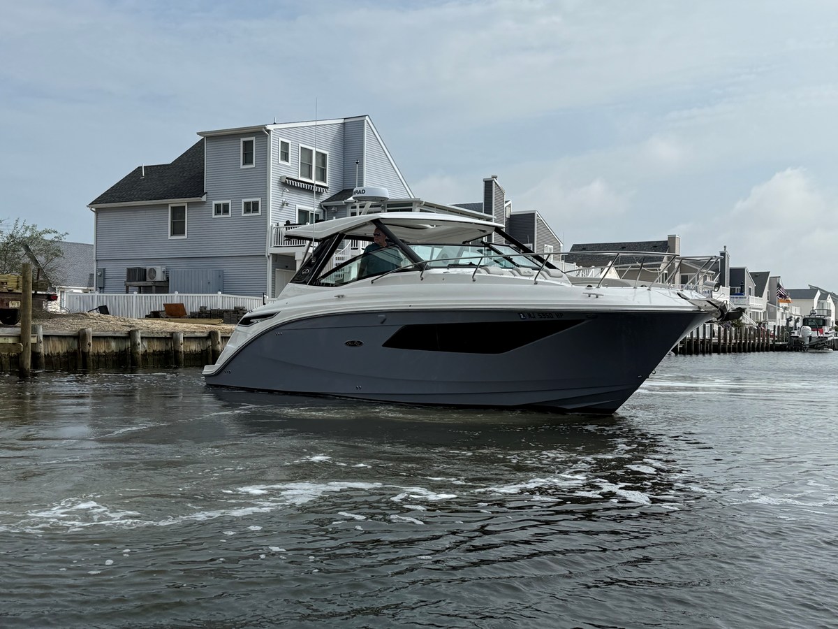 2021 SEA RAY 320 SUNDANCER "Sea Ray 320 SUNDANCER" - photo 1