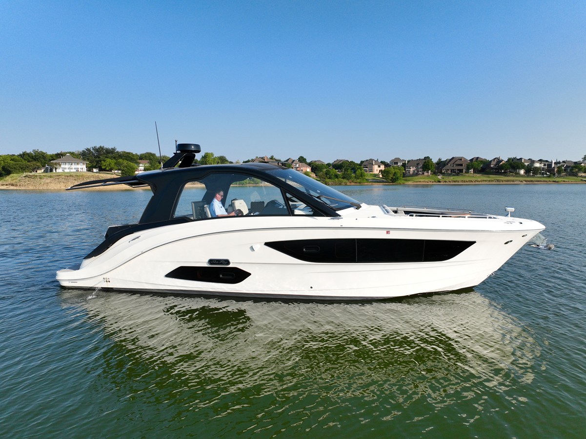 2025 SEA RAY 370 SUNDANCER "Sea Ray 370 SUNDANCER" - photo 1
