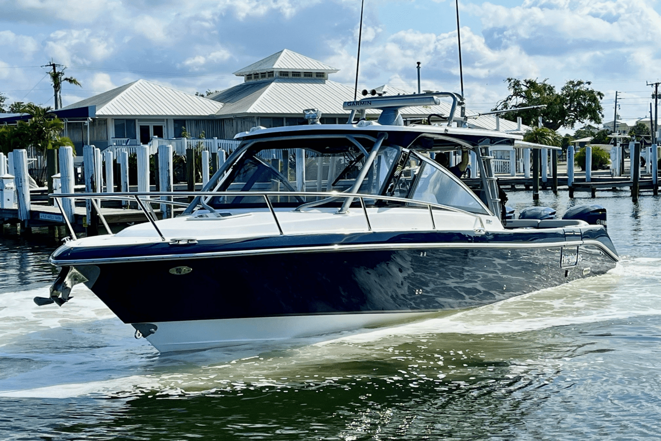 2019 EVERGLADES 360LXC "EVERGLADES 360LXC" - photo 2