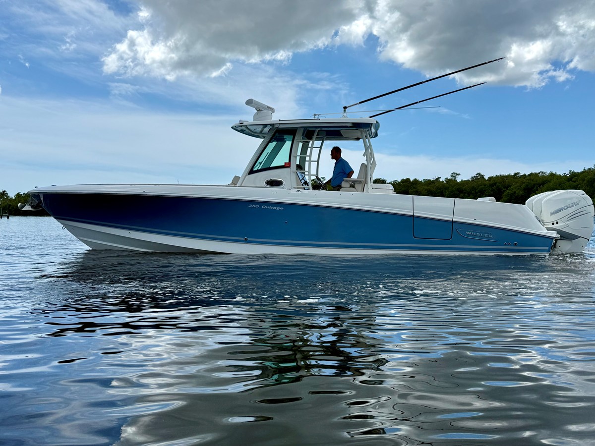 2022 BOSTON WHALER 350 OUTRAGE "Boston Whaler 350 OUTRAGE" - photo 2