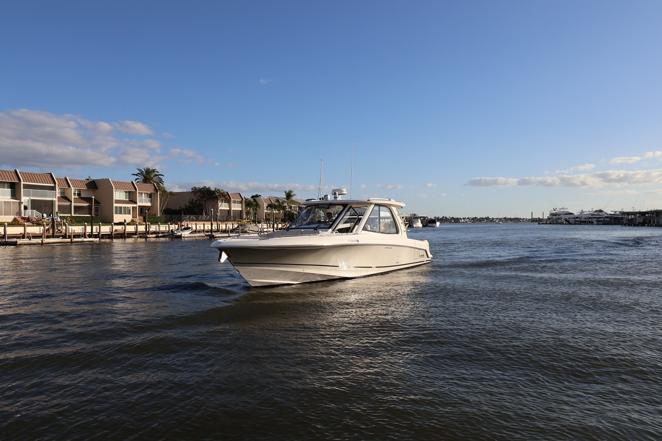 2019 BOSTON WHALER 380 Realm "Boston Whaler 380 Realm" - photo 2