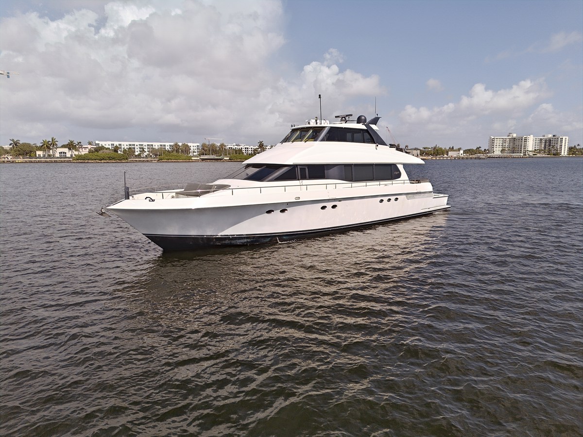 2001 LAZZARA YACHTS 80 SL SKYLOUNGE "LAZZARA 80 SL SKYLOUNGE" - photo 1