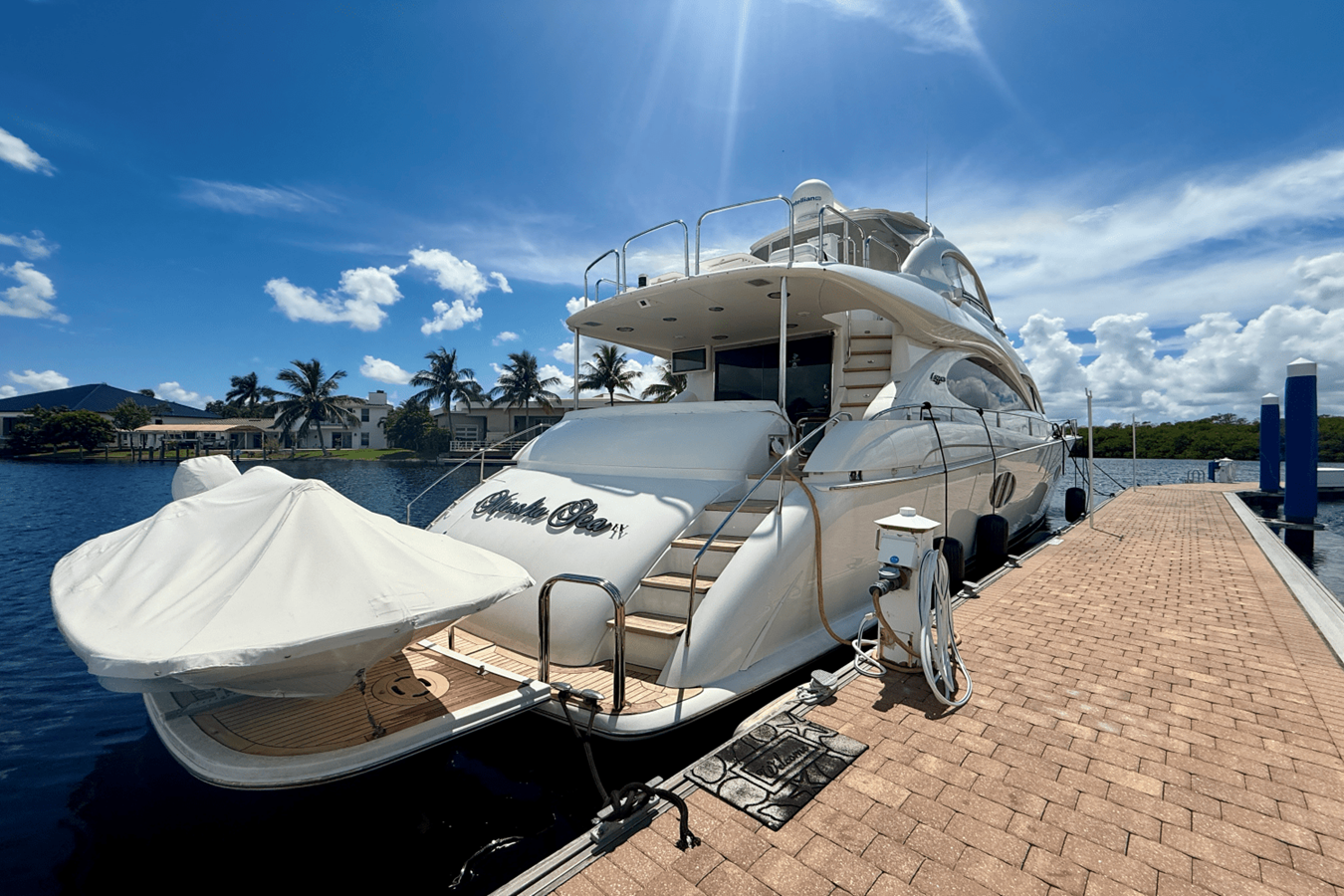 2005 LAZZARA YACHTS 68 FLYBRIDGE "LAZZARA 68 FLYBRIDGE" - photo 3