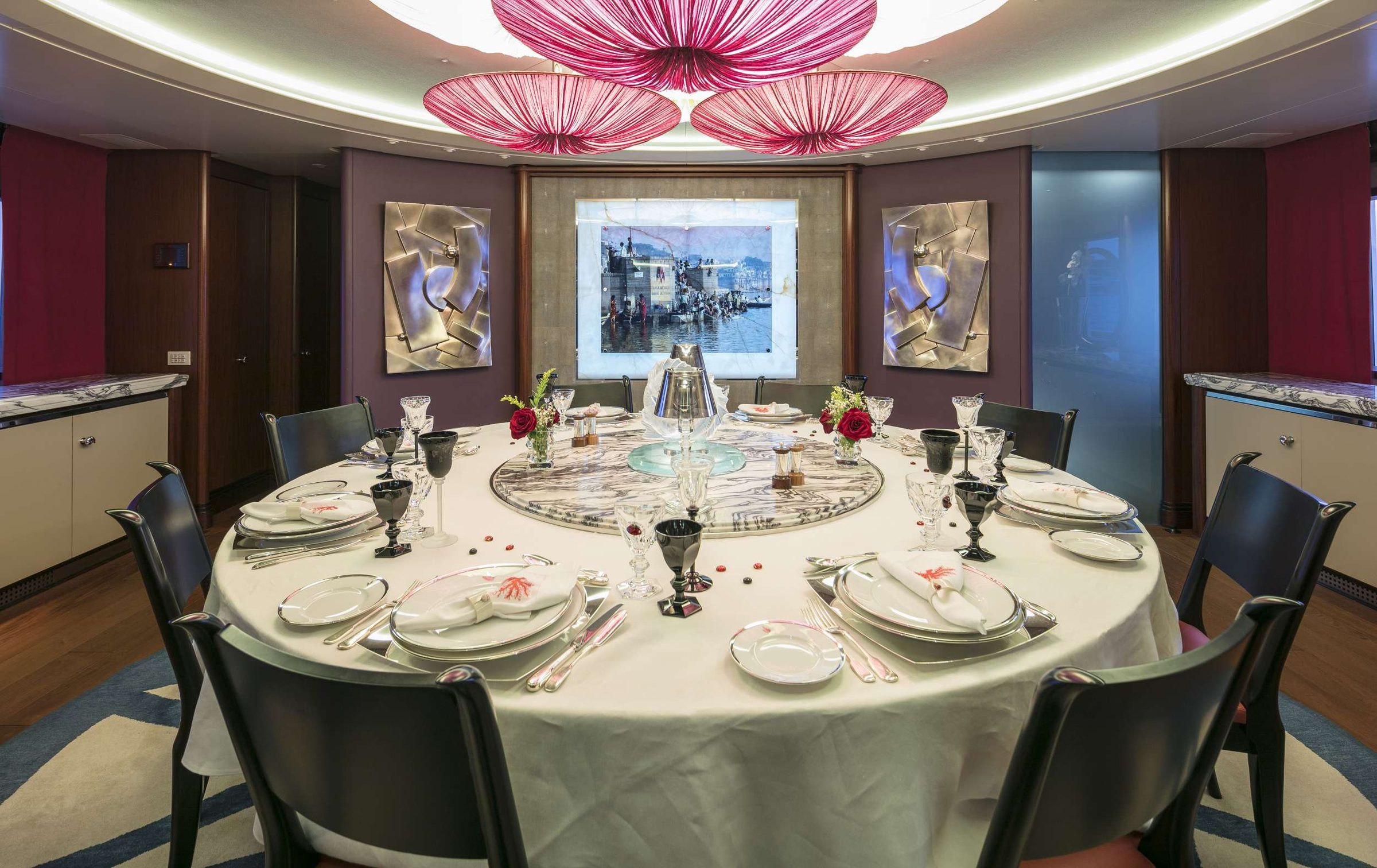 Main Deck Dining