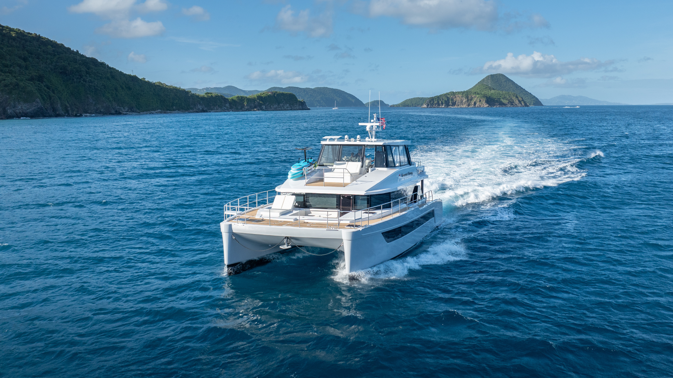 Two Oceans’ 555 Power Cat: The Perfect Charter Vessel