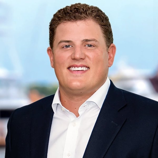Photo of Luke Davis