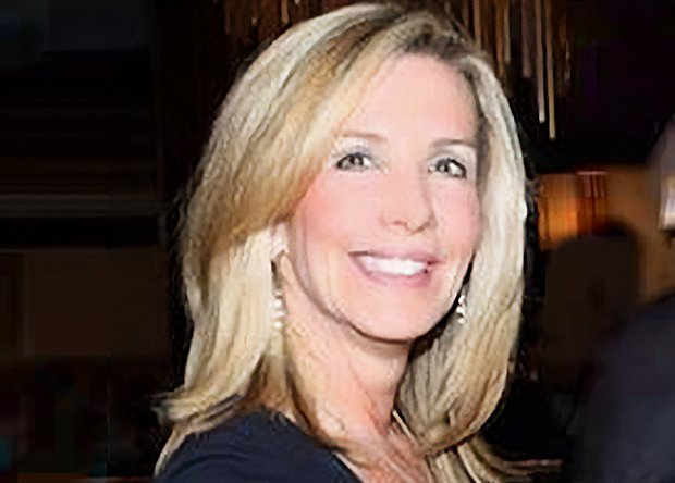 Susan Harris Headshot