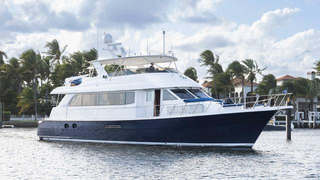 2002 Hatteras CPMY