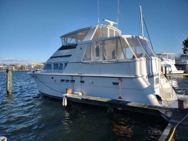 1996 Hatteras 50' Sport Deck